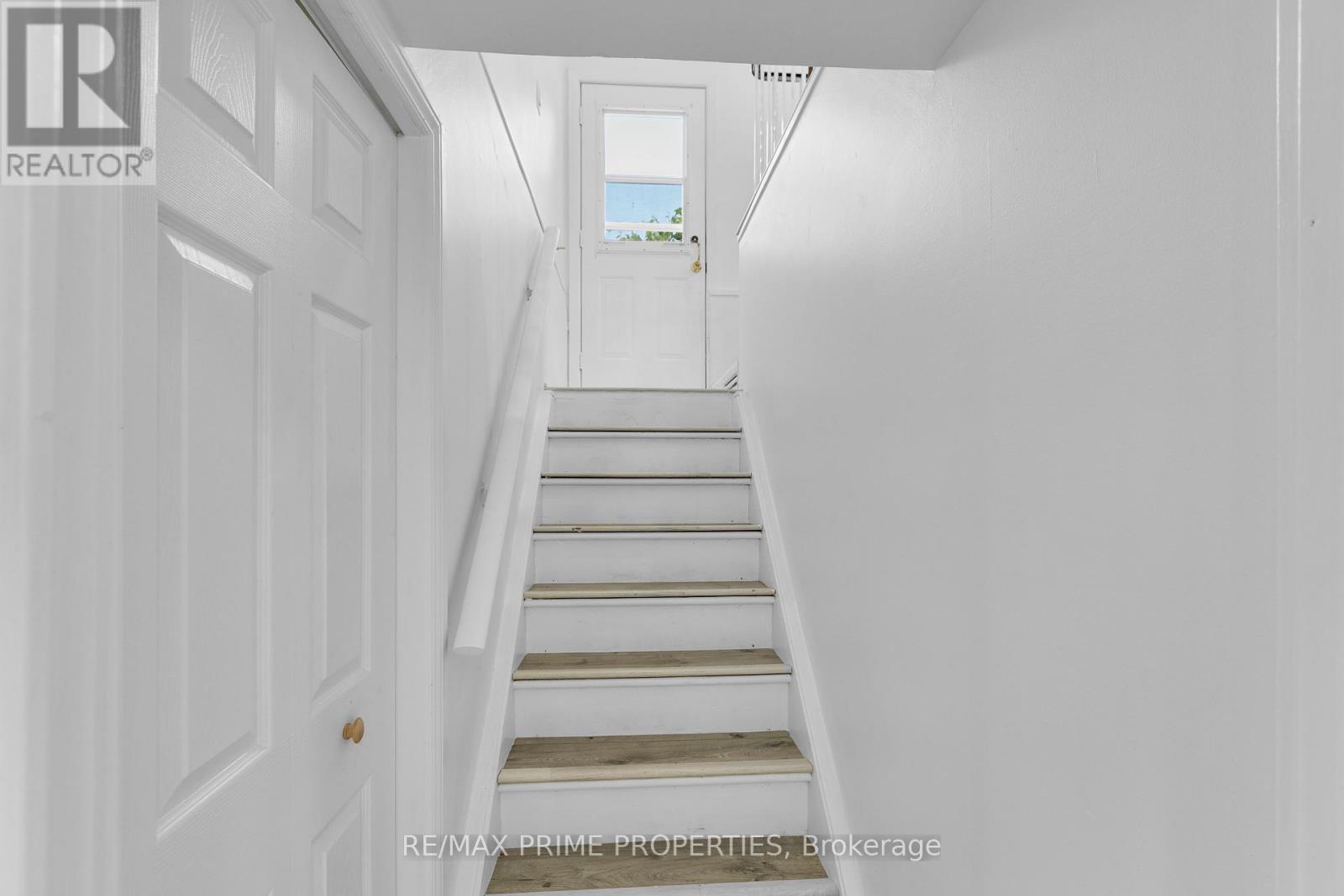 Photo 25 of 1035 Connery Avenue, Ottawa ON