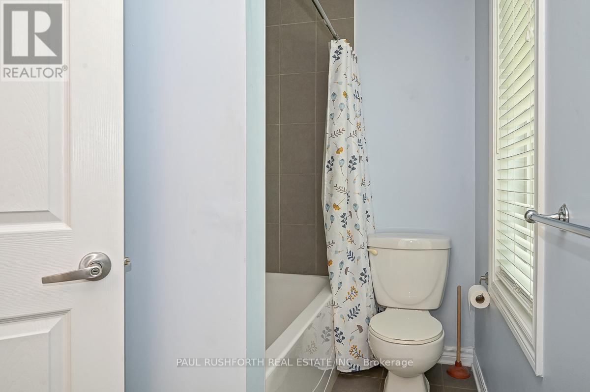 Photo 15 of 1601 Haydon Circle, Ottawa ON