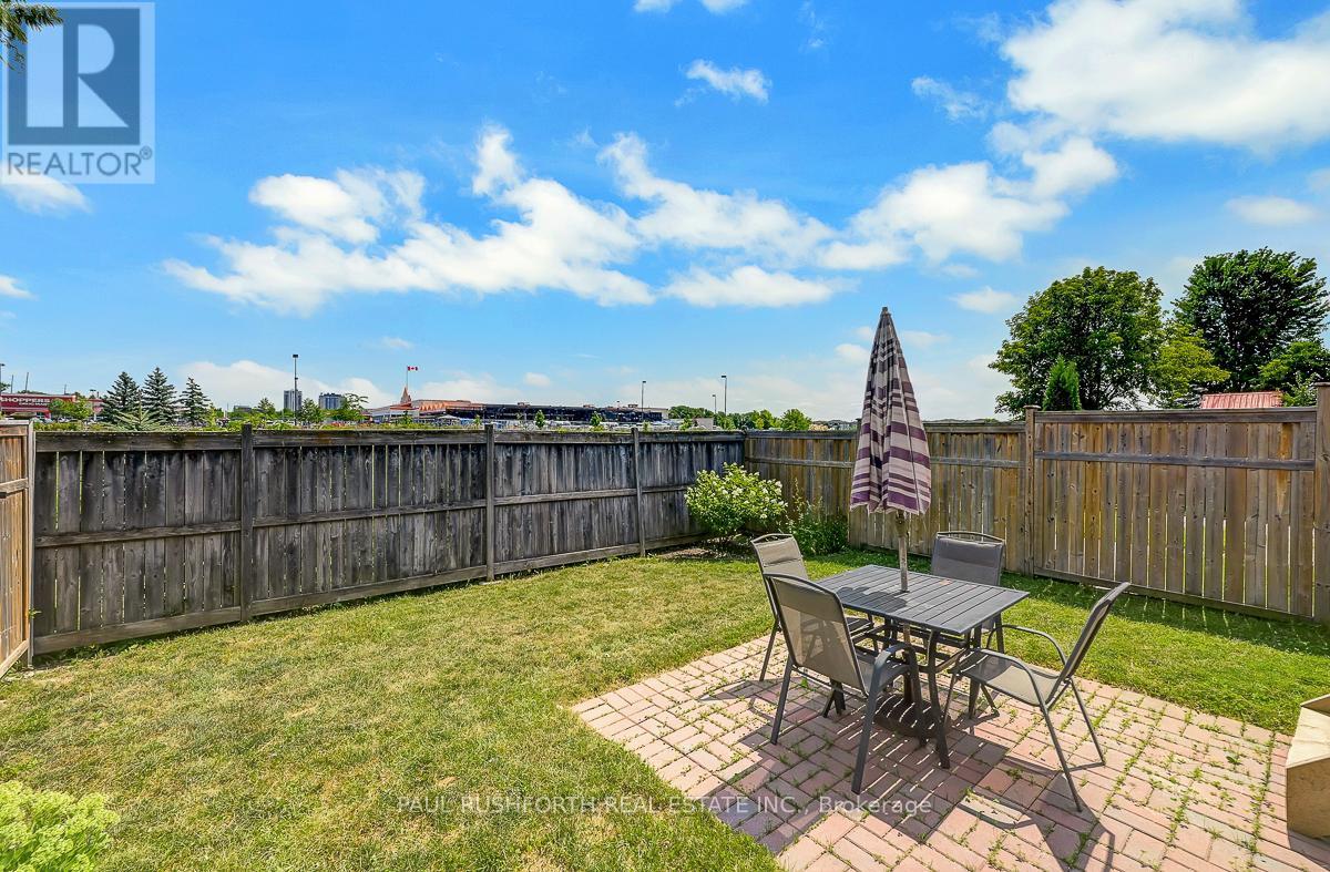 Photo 16 of 1601 Haydon Circle, Ottawa ON