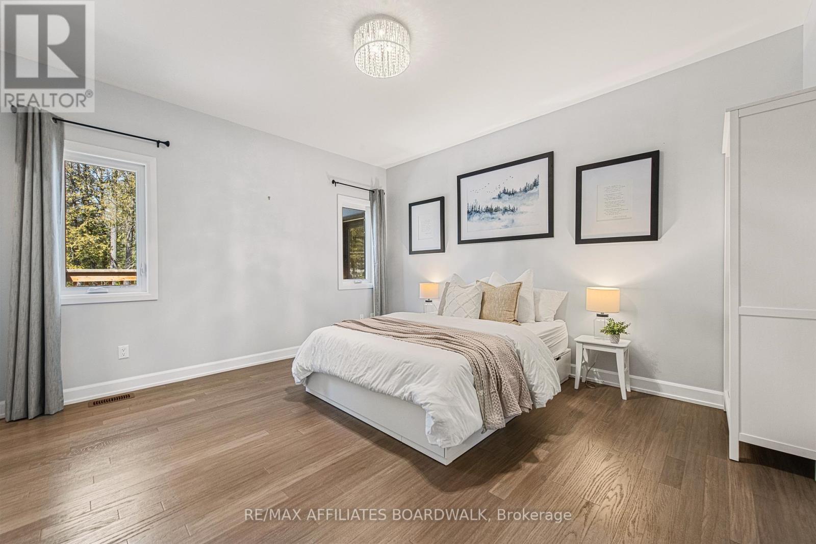 Photo 19 of 400 Cinnamon Crescent, Ottawa ON