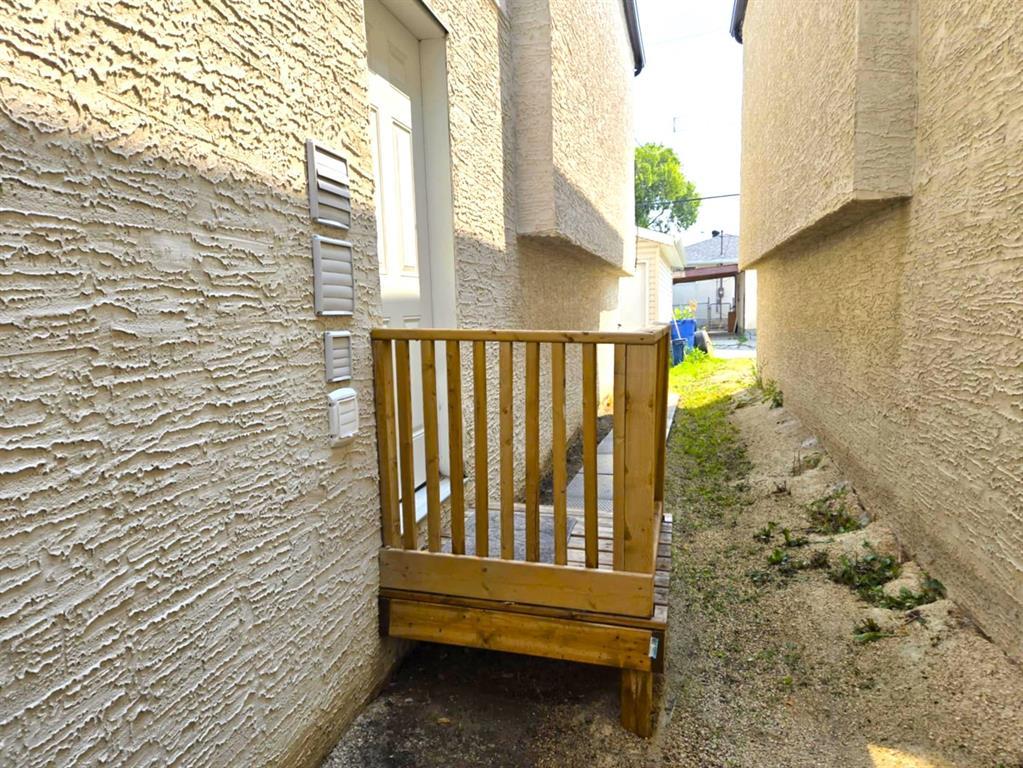 Photo 8 of 1814 Legion Avenue, Winnipeg MB
