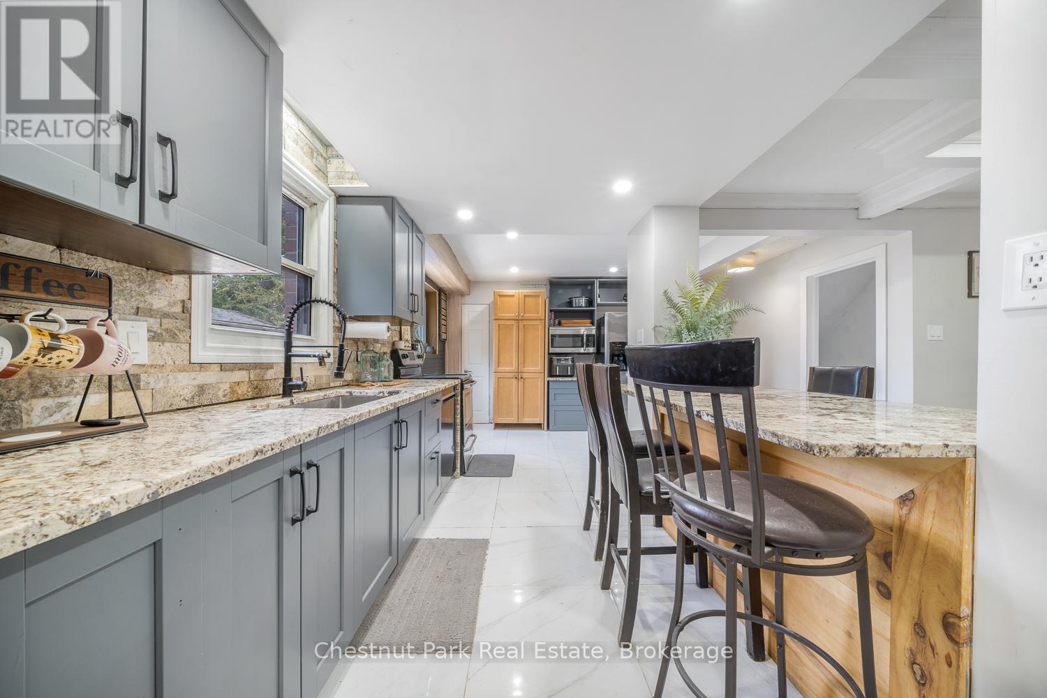 Photo 11 of 50 Stewart Avenue, New Tecumseth ON