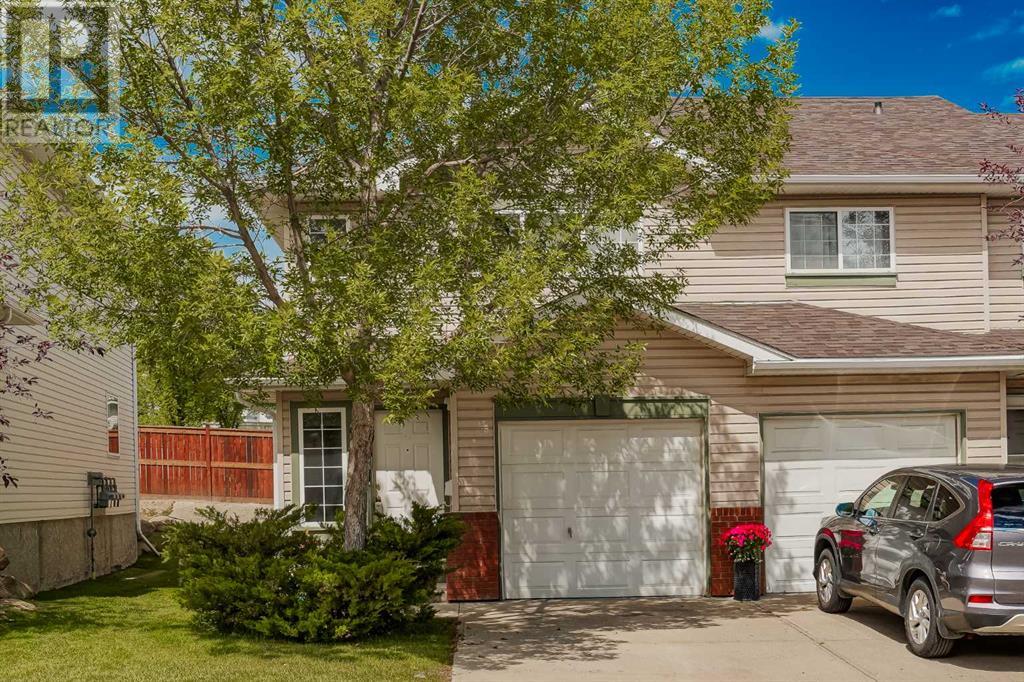 Single Family House for Sale in  Country Hills Villas NW Country Hills Calgary 