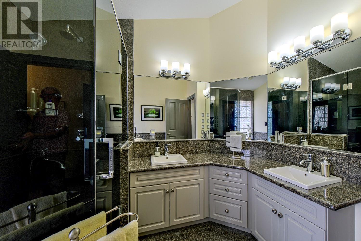 Photo 22 of 4008 Gallaghers Terrace, Kelowna BC
