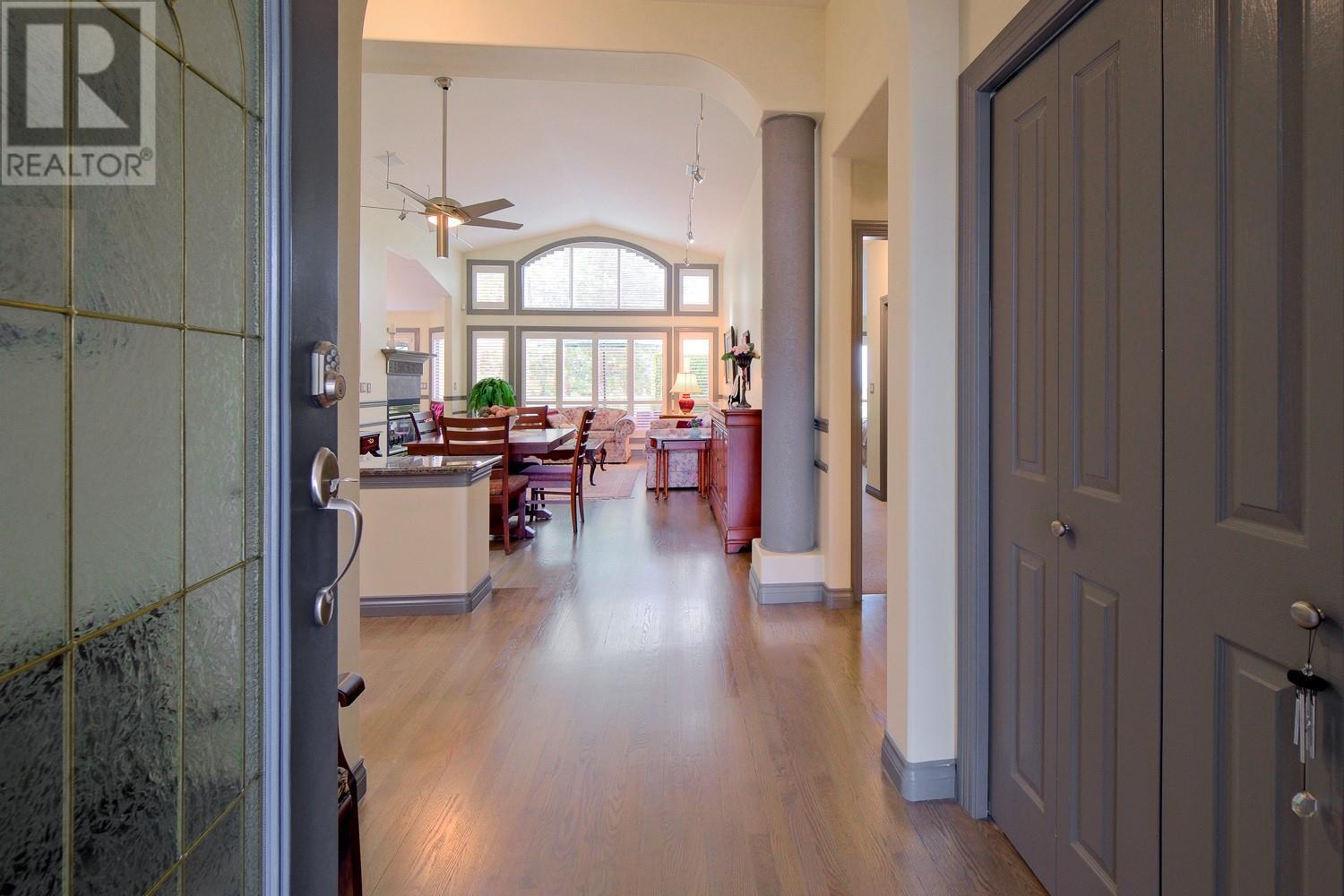 Photo 11 of 4008 Gallaghers Terrace, Kelowna BC