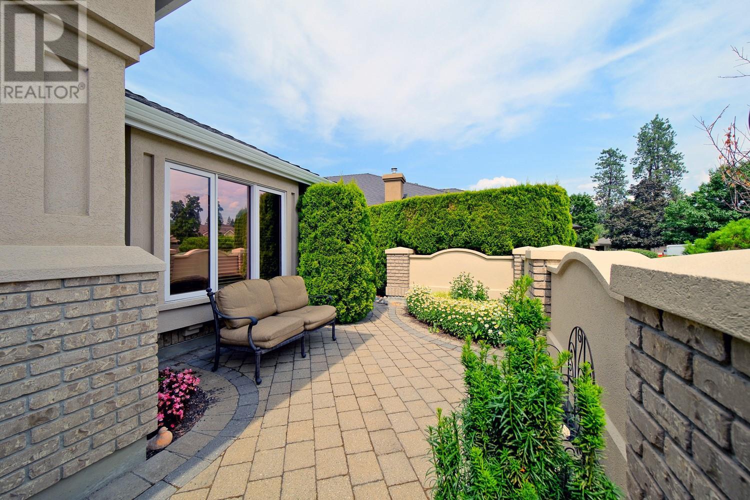 Photo 3 of 4008 Gallaghers Terrace, Kelowna BC