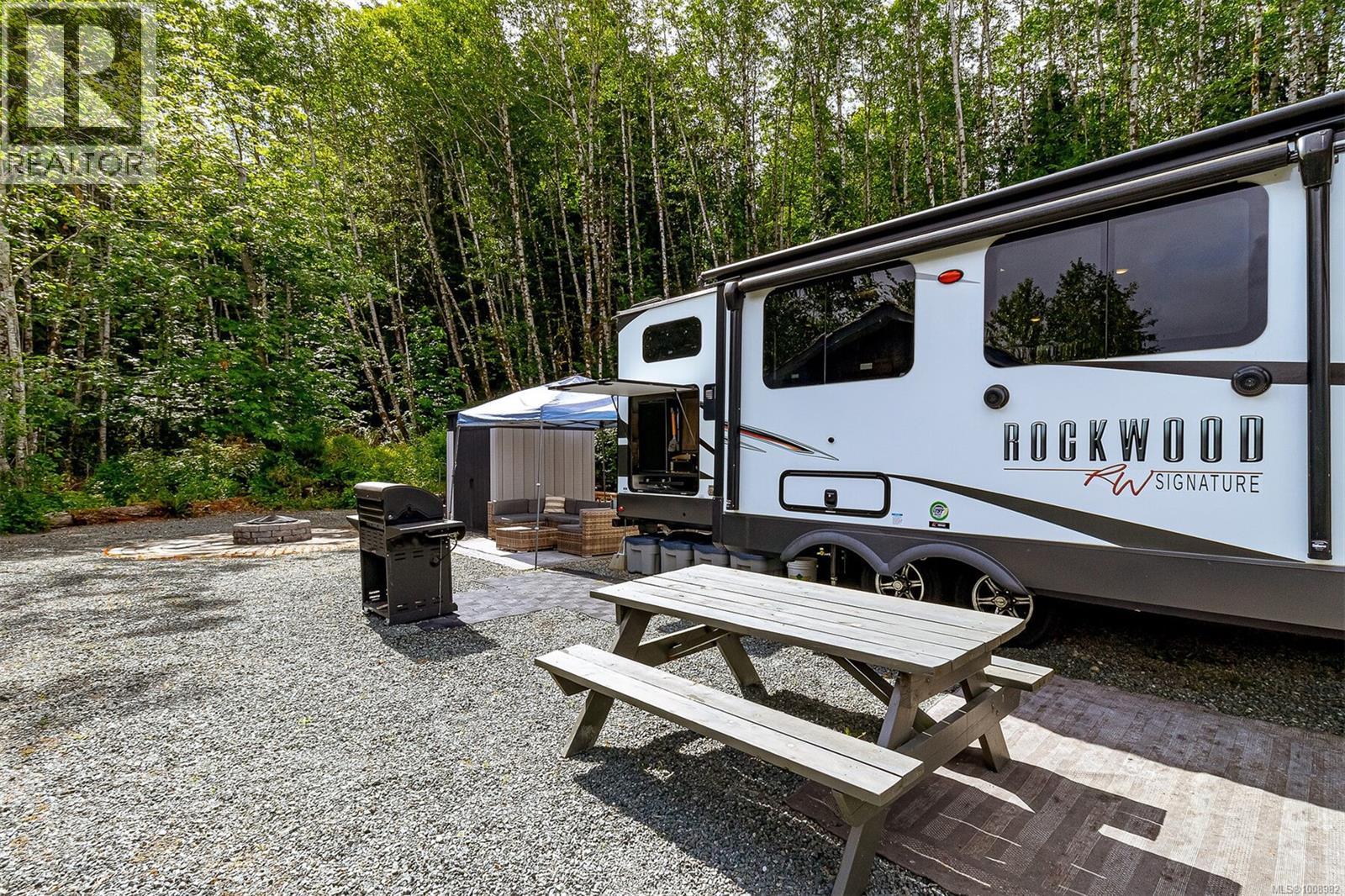 Photo 13 of 5 8631 South Shore Rd, Lake Cowichan BC