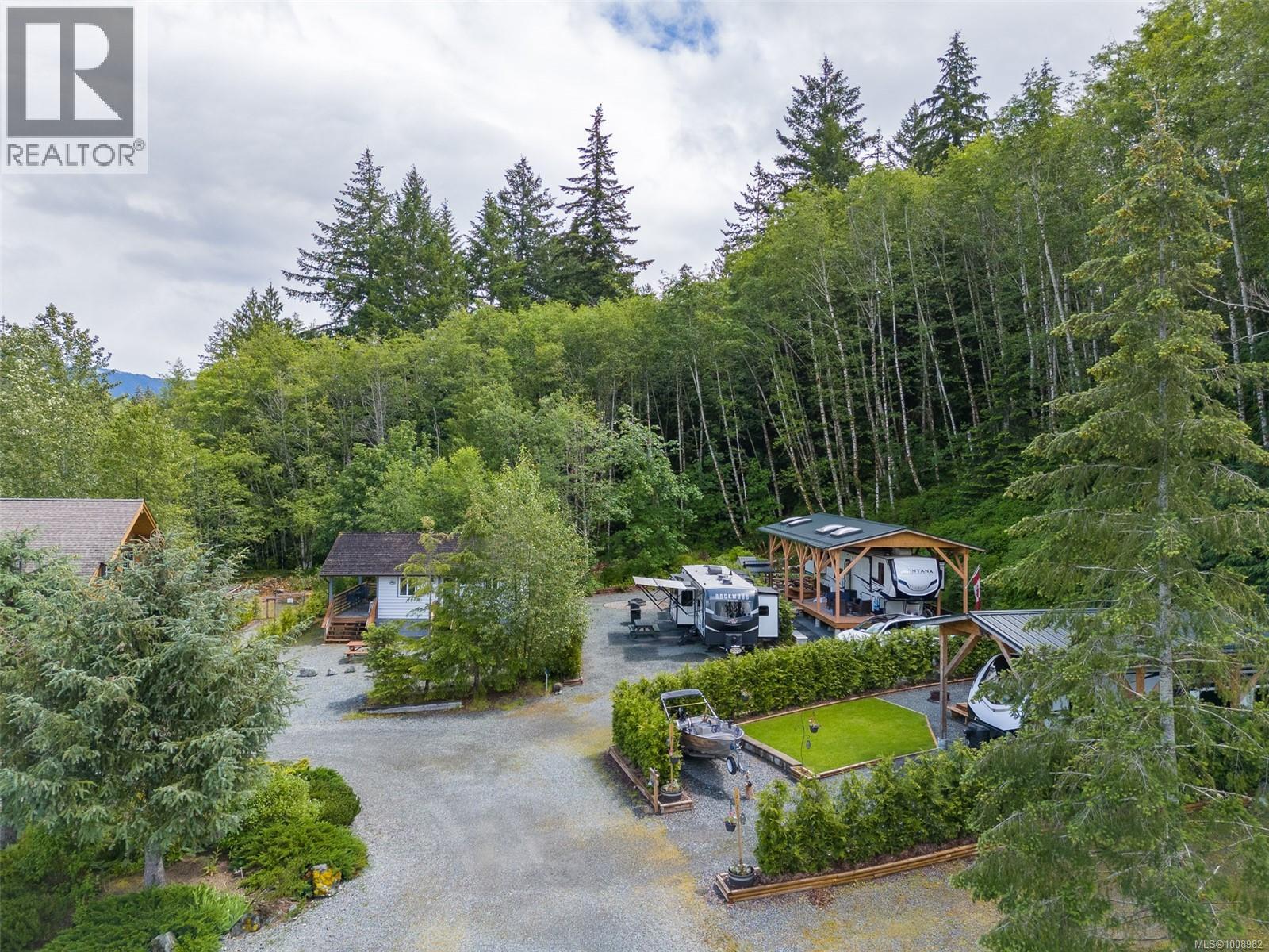 Photo 48 of 5 8631 South Shore Rd, Lake Cowichan BC