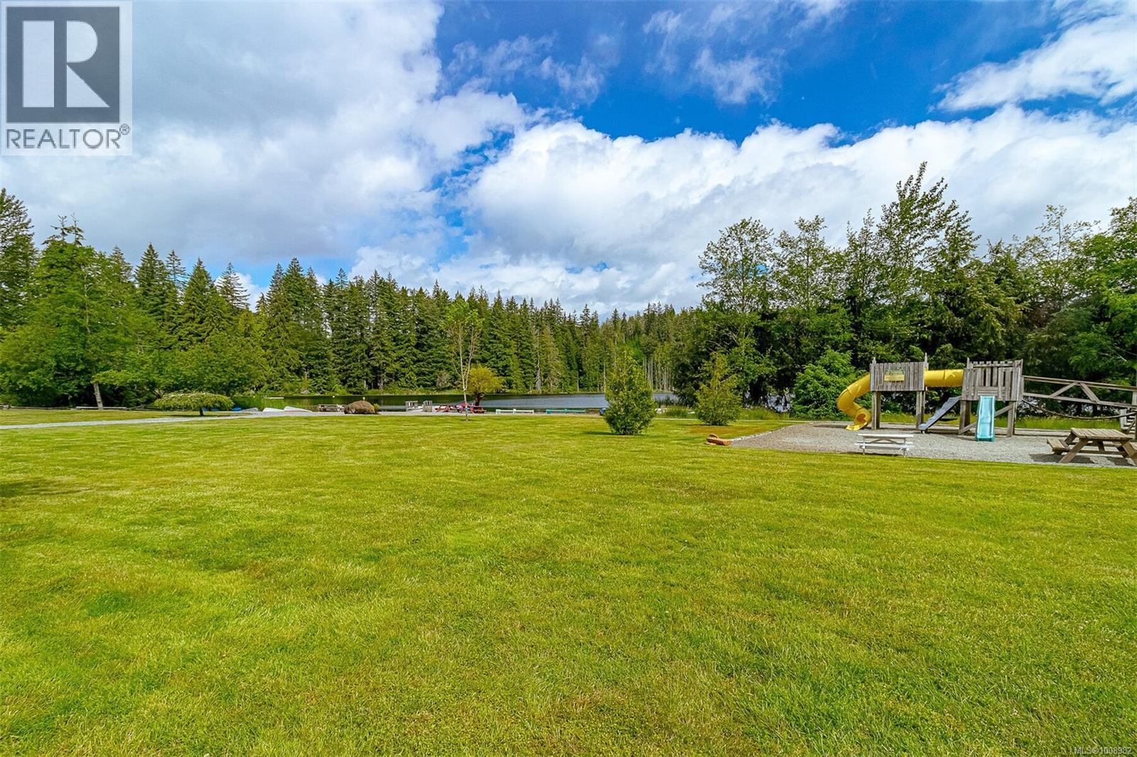 Photo 39 of 5 8631 South Shore Rd, Lake Cowichan BC