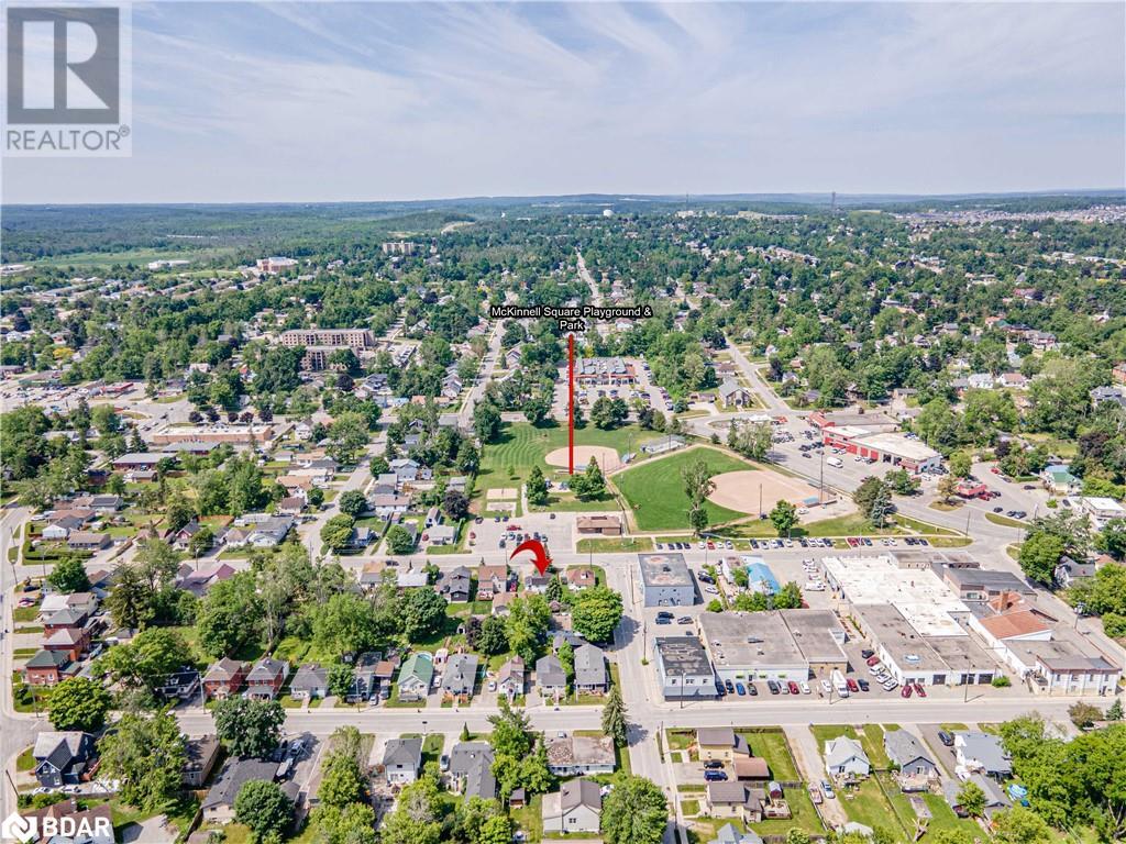 Photo 3 of 132 Dunedin Street, Orillia ON