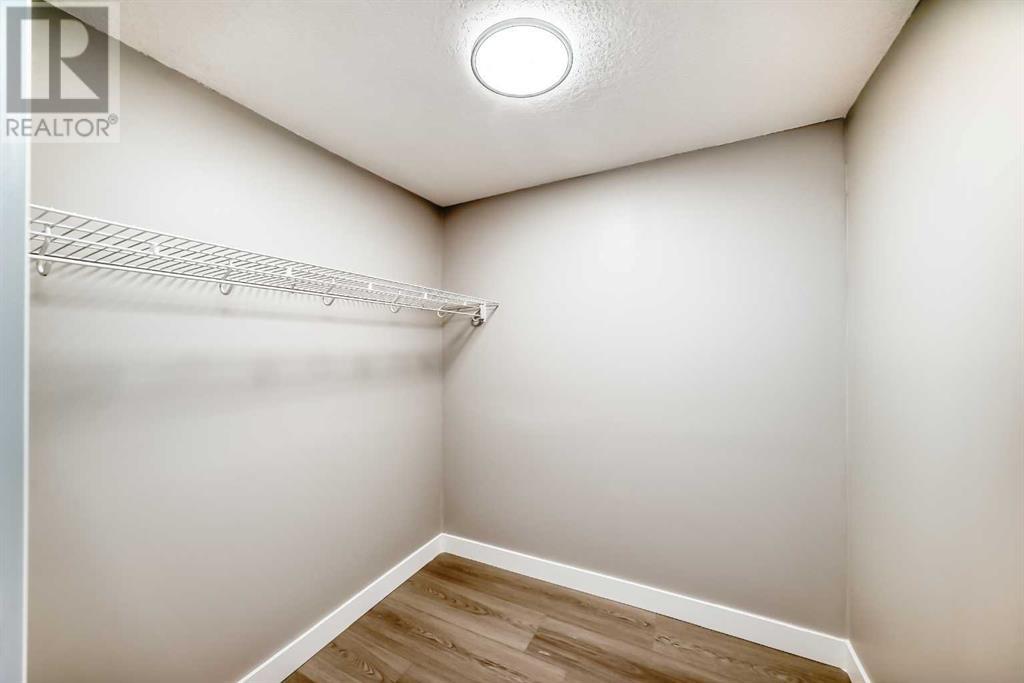 Single Family House Bungalow for Sale in  Berkley Road NW Beddington Heights Calgary 