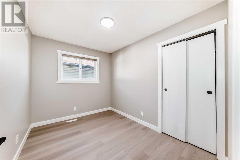Single Family House Bungalow for Sale in  Berkley Road NW Beddington Heights Calgary 