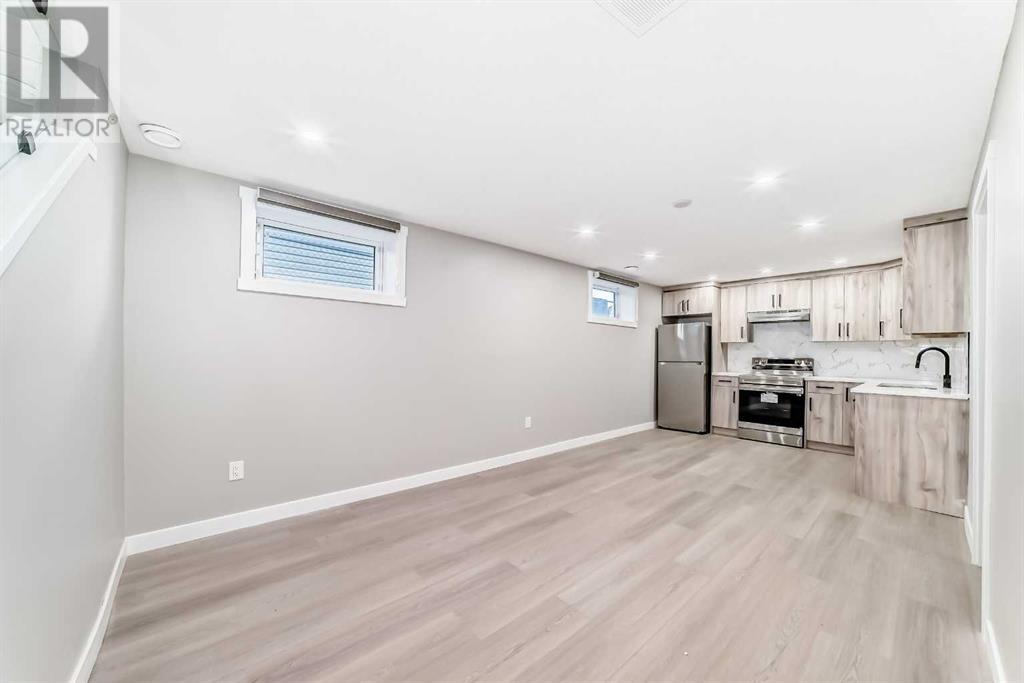 Single Family House Bungalow for Sale in  Berkley Road NW Beddington Heights Calgary 