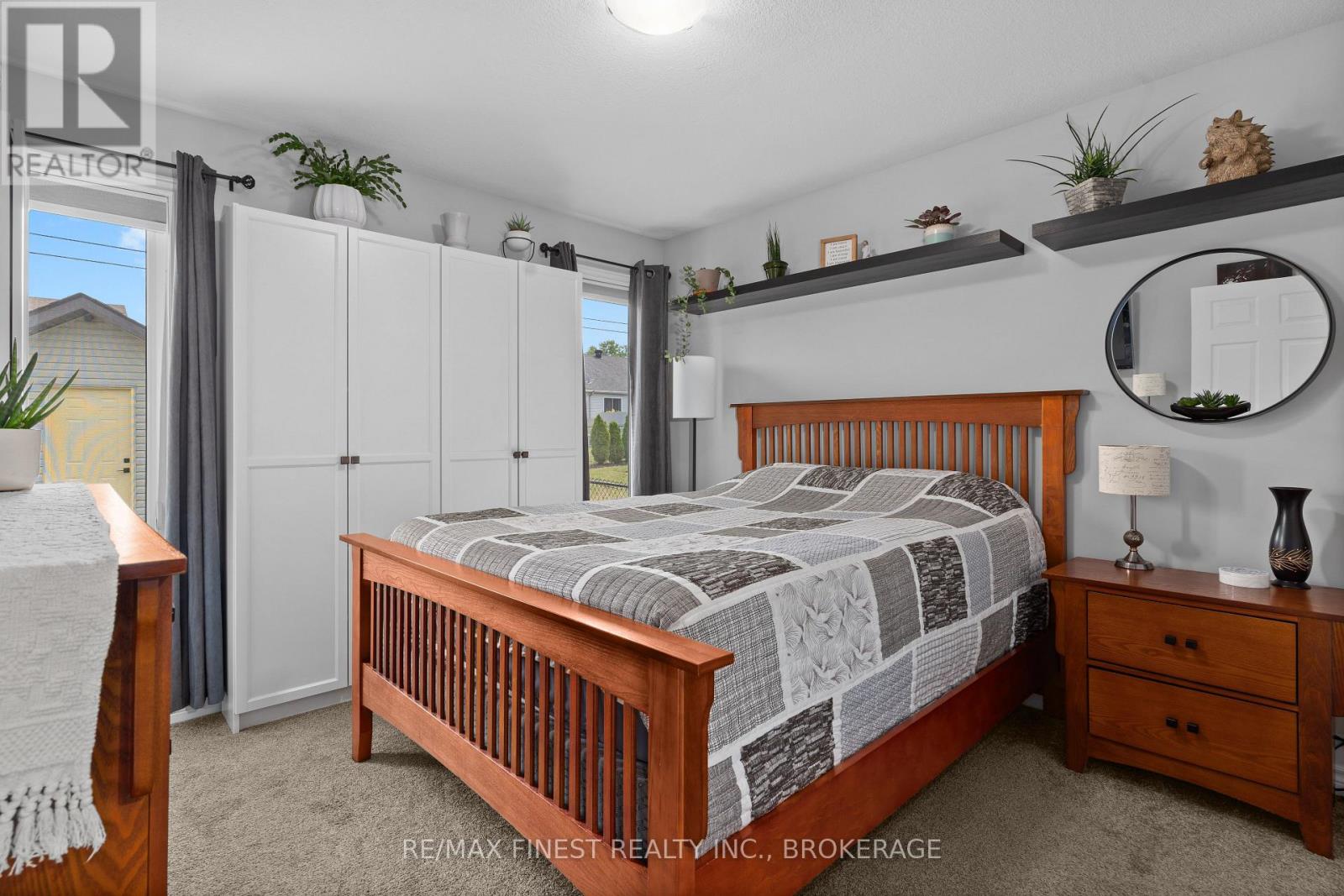 Photo 15 of 17 Lee Avenue, Smiths Falls ON