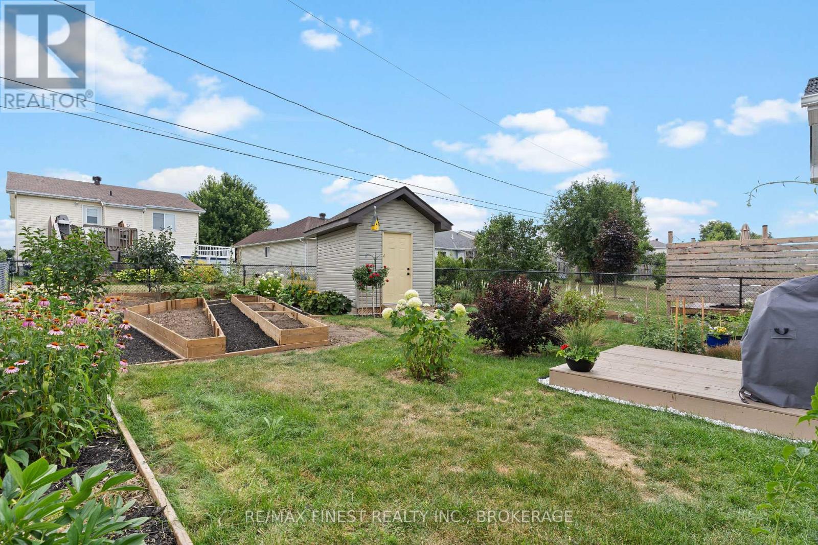 Photo 29 of 17 Lee Avenue, Smiths Falls ON