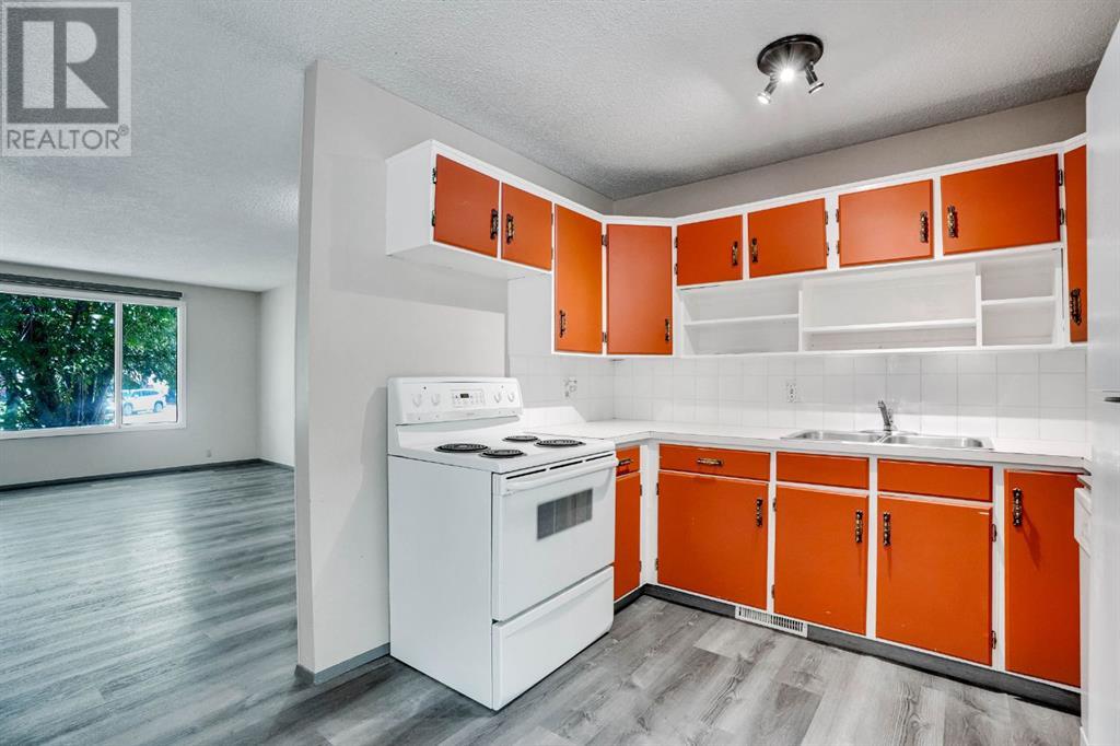 Single Family House Bungalow for Sale in  Lysander Drive SE Ogden Calgary 