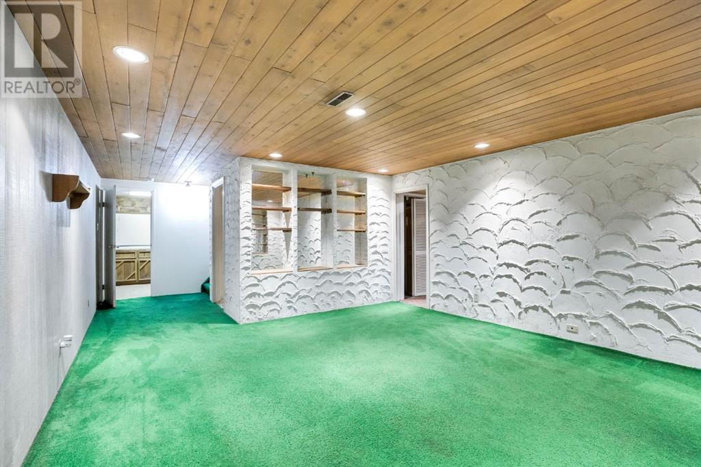 Single Family House Bungalow for Sale in  Lysander Drive SE Ogden Calgary 