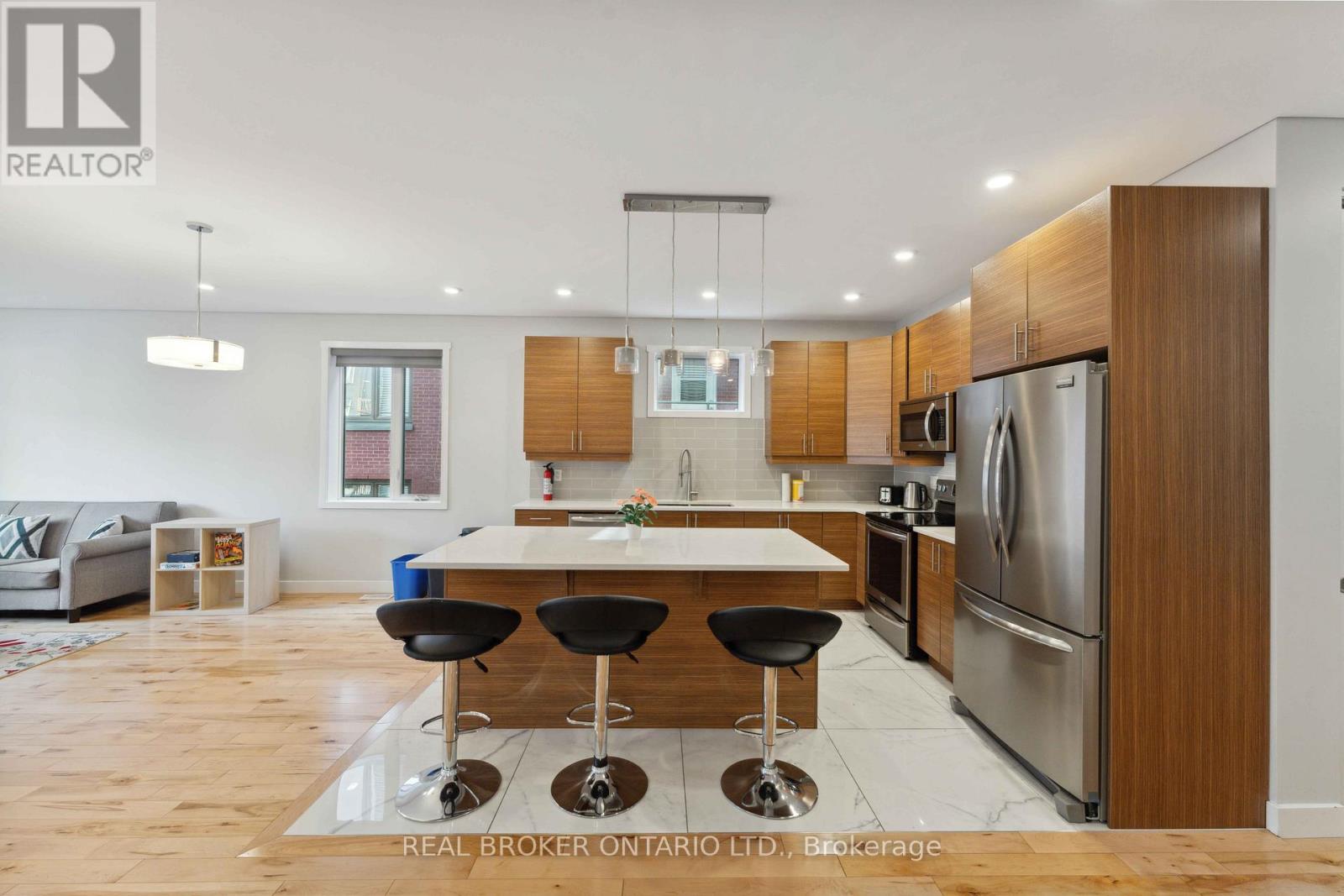 Photo 14 of 2 36 Ontario Street, Ottawa ON