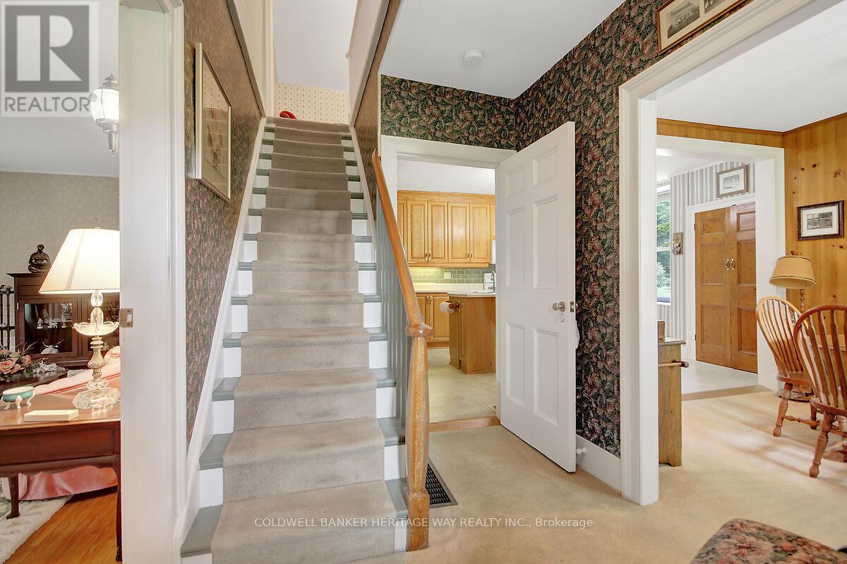 Photo 36 of 120 Kilmarnock Road, Montague ON