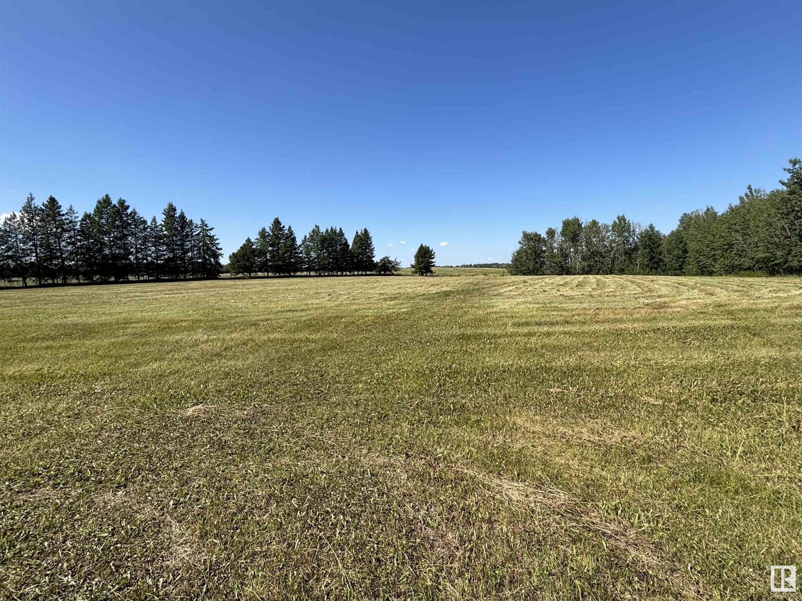 Photo 9 of 5220 Twp Road 534, Rural Parkland County AB