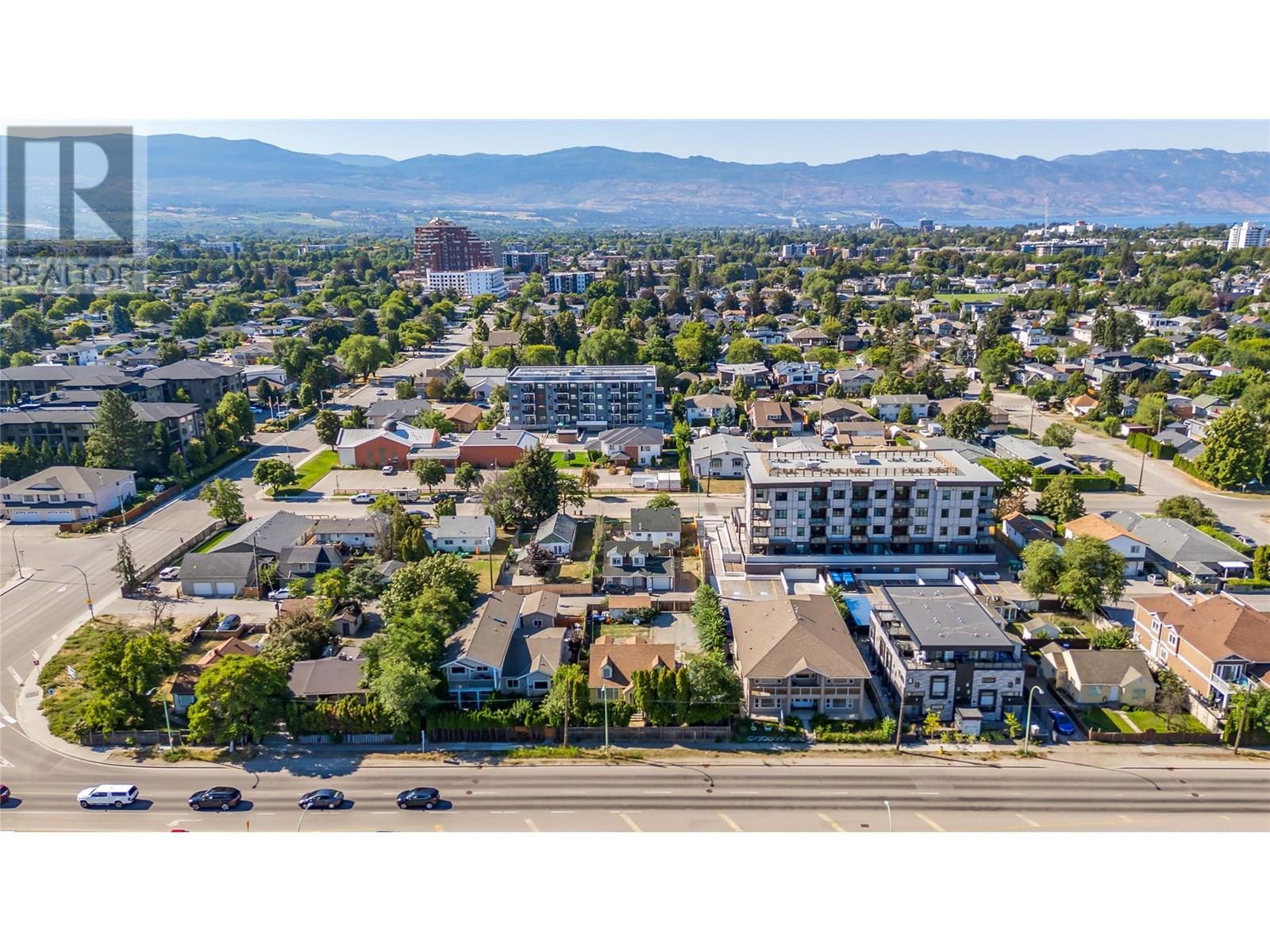  1069 Clement Avenue, Kelowna