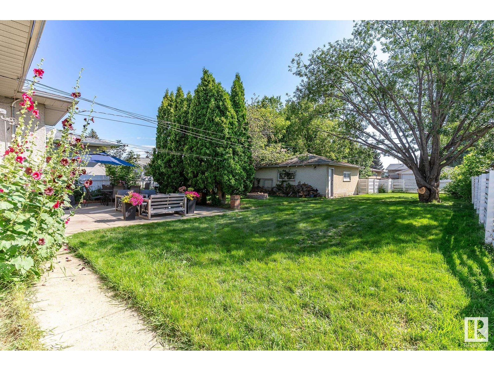 Single Family House Bungalow for Sale in   ST NW Edmonton 