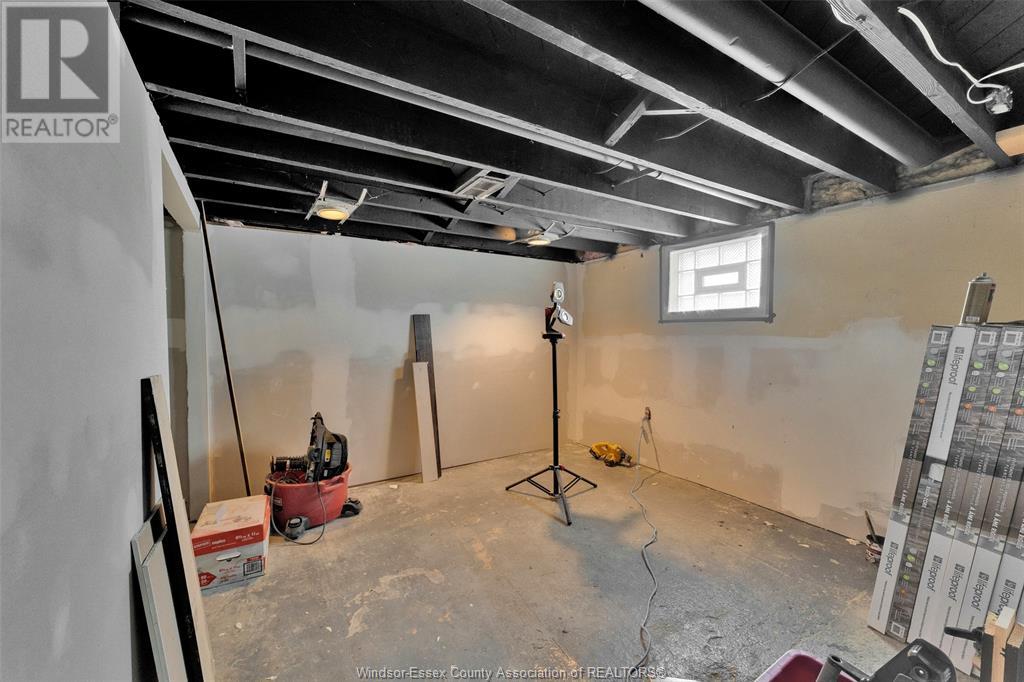 Photo 30 of 1138 County Rd 31, Lakeshore ON
