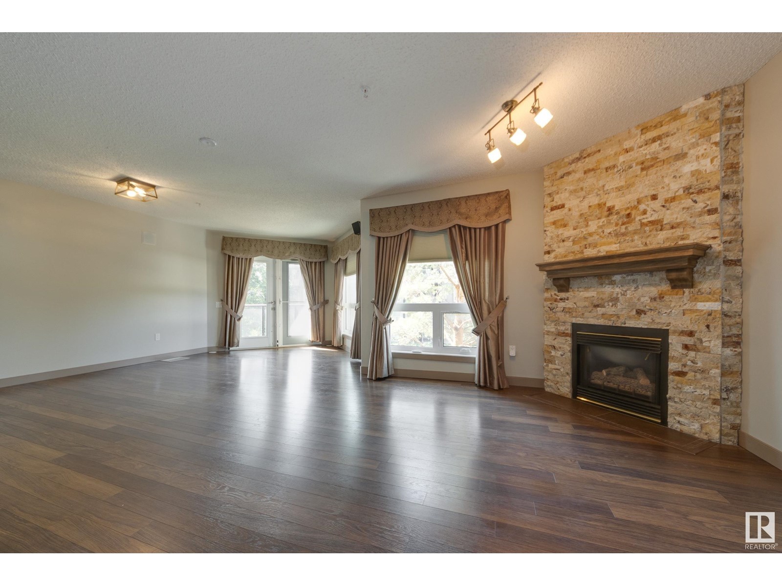 Photo 15 of 306 7951 96 St Nw, Edmonton AB
