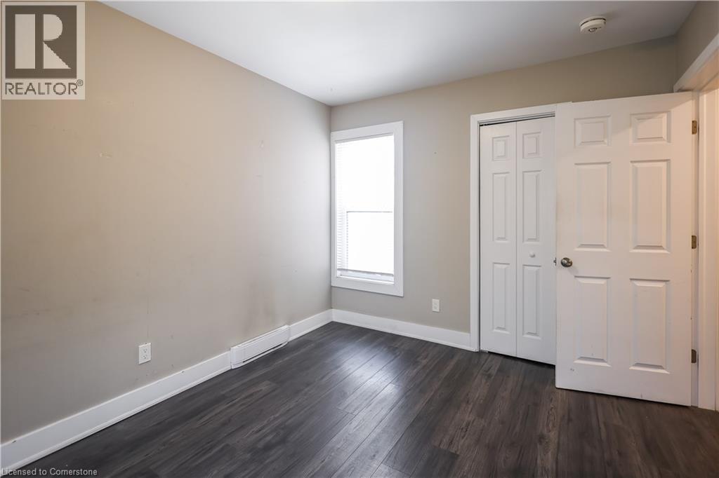 Photo 11 of 29 Ashley Street, Hamilton ON
