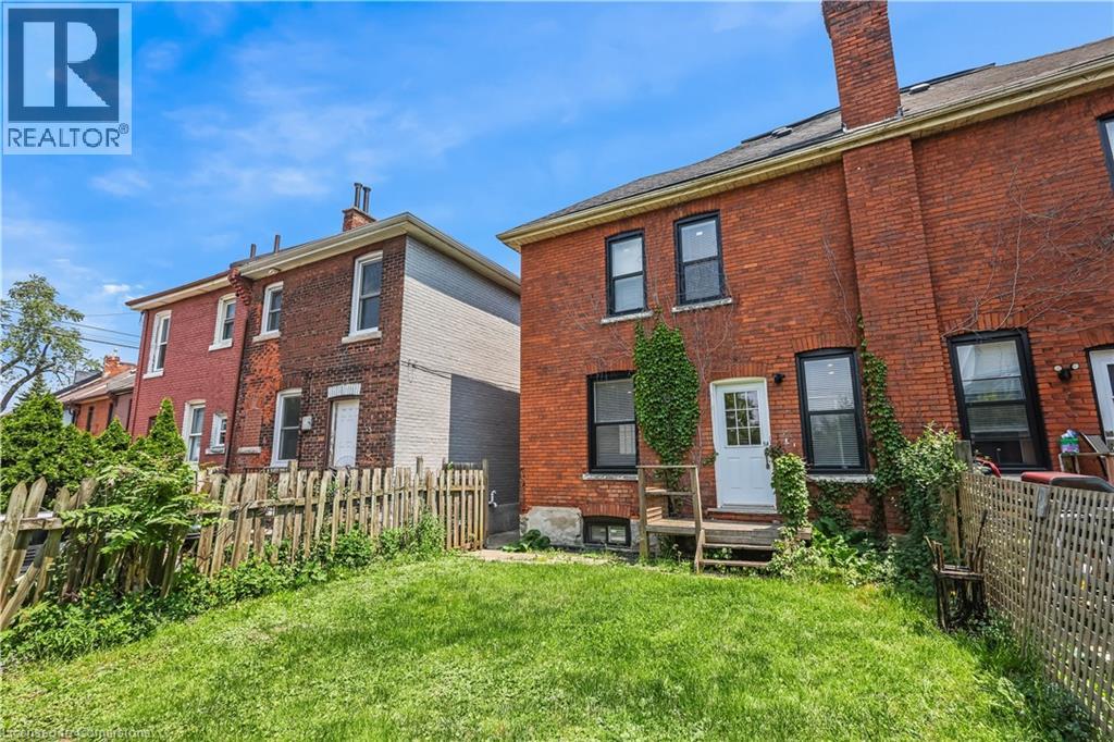 Photo 20 of 29 Ashley Street, Hamilton ON