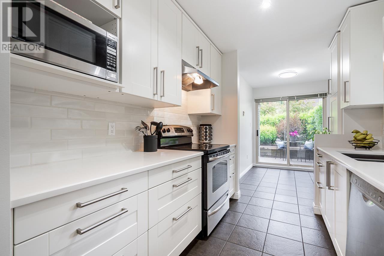 Photo 10 of 56 65 Foxwood Drive, Port Moody BC