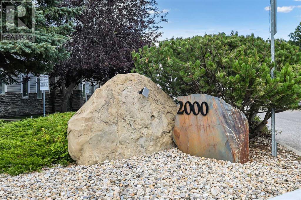 Single Family House for Sale in   Somervale Court SW Somerset Calgary 