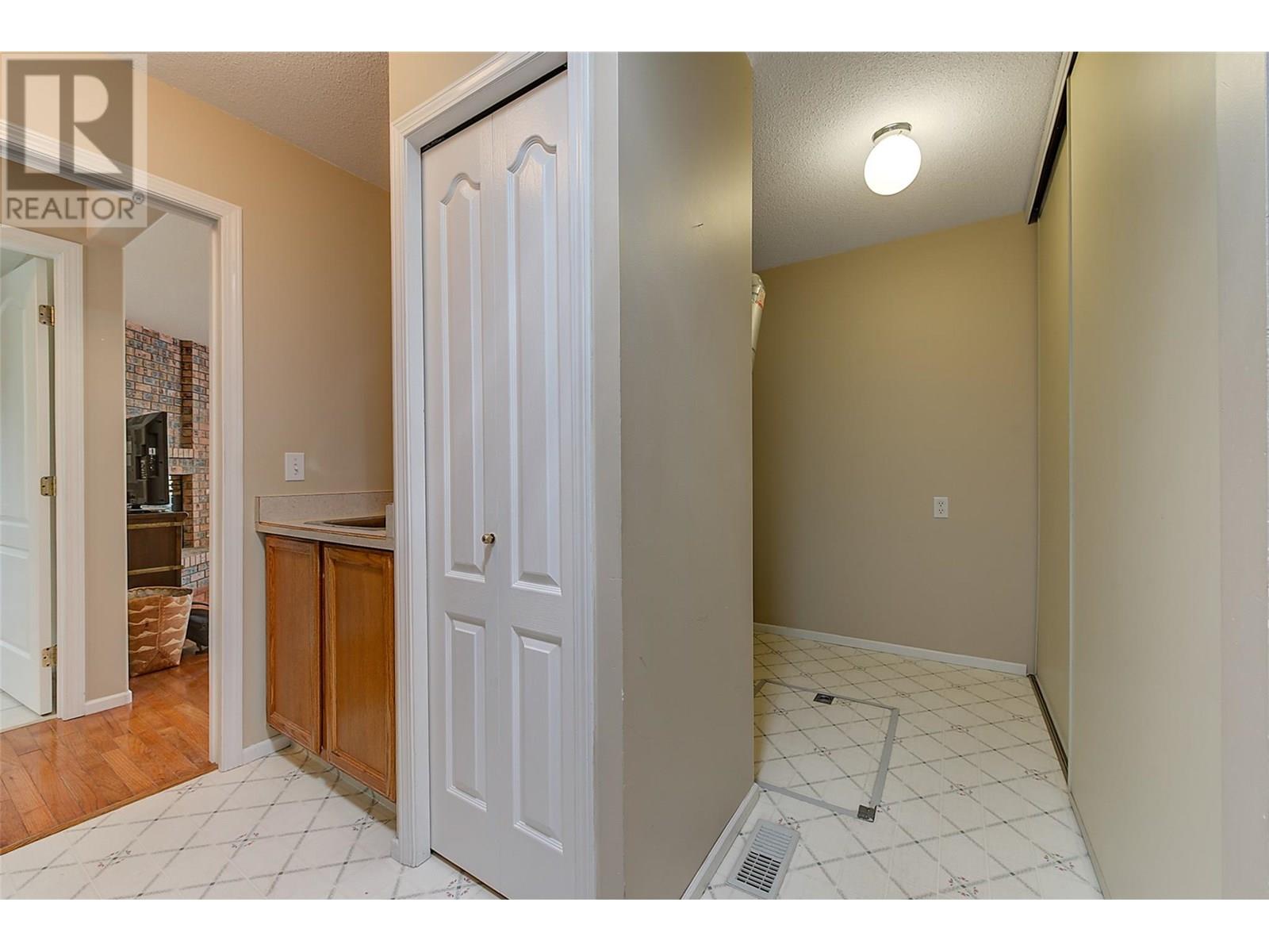 147 1201 Cameron Avenue, Kelowna
