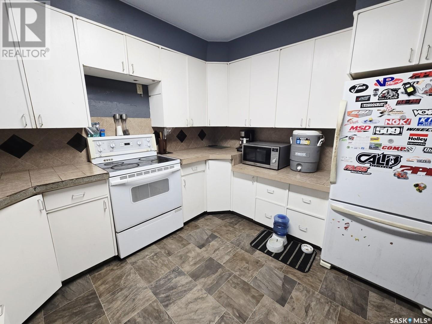 Photo 11 of 324 Norreys Street, Drake SK