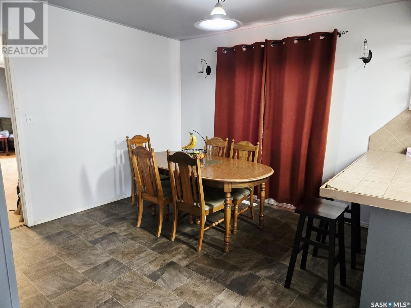 Photo 10 of 324 Norreys Street, Drake SK