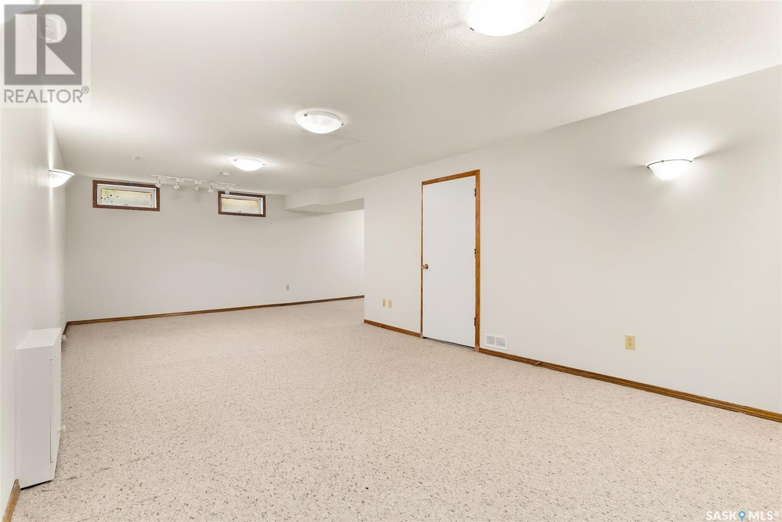 Photo 21 of 3022 Lacon Street, Regina SK