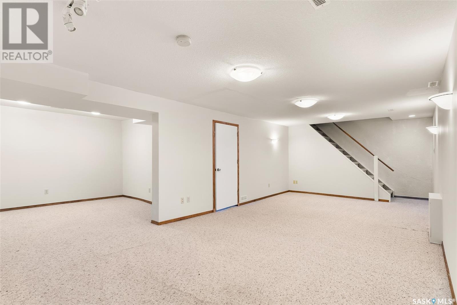 Photo 22 of 3022 Lacon Street, Regina SK