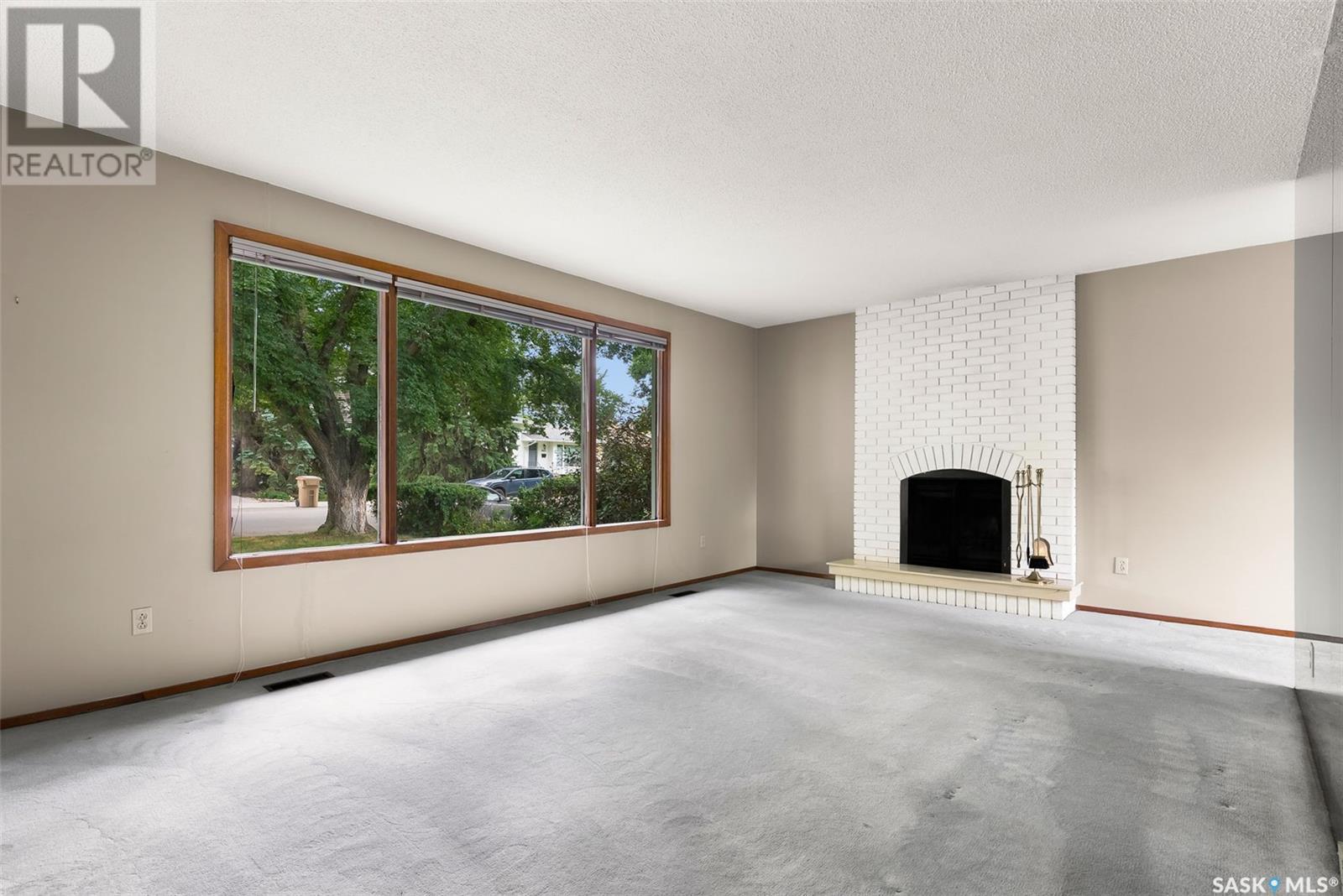Photo 4 of 3022 Lacon Street, Regina SK