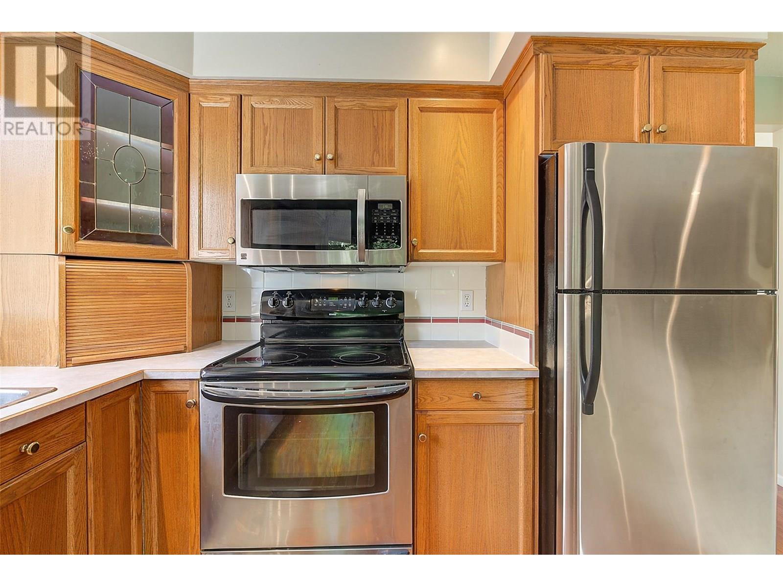 147 1201 Cameron Avenue, Kelowna