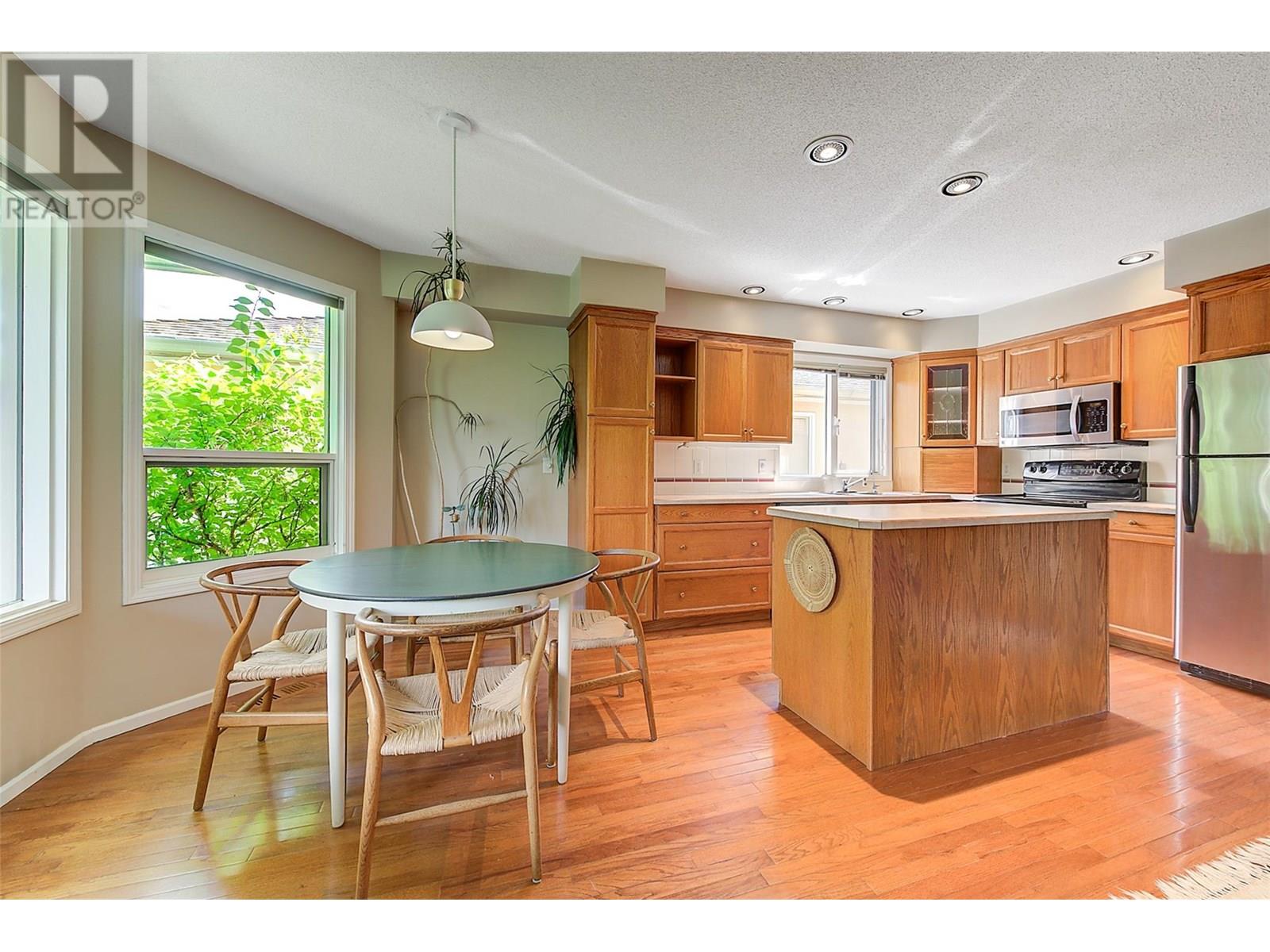 147 1201 Cameron Avenue, Kelowna