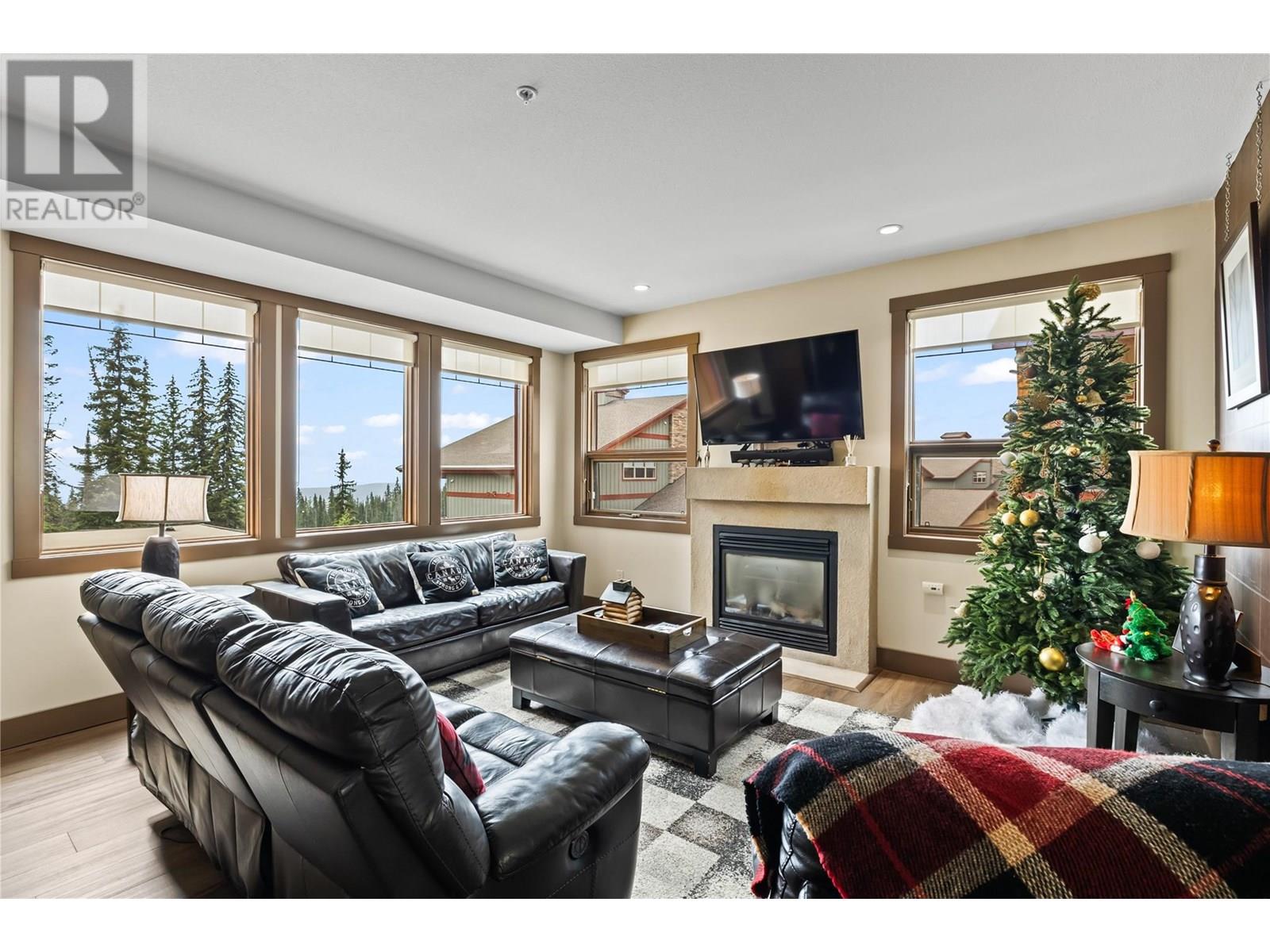 5085 Snowbird Way Unit# 101, Big White