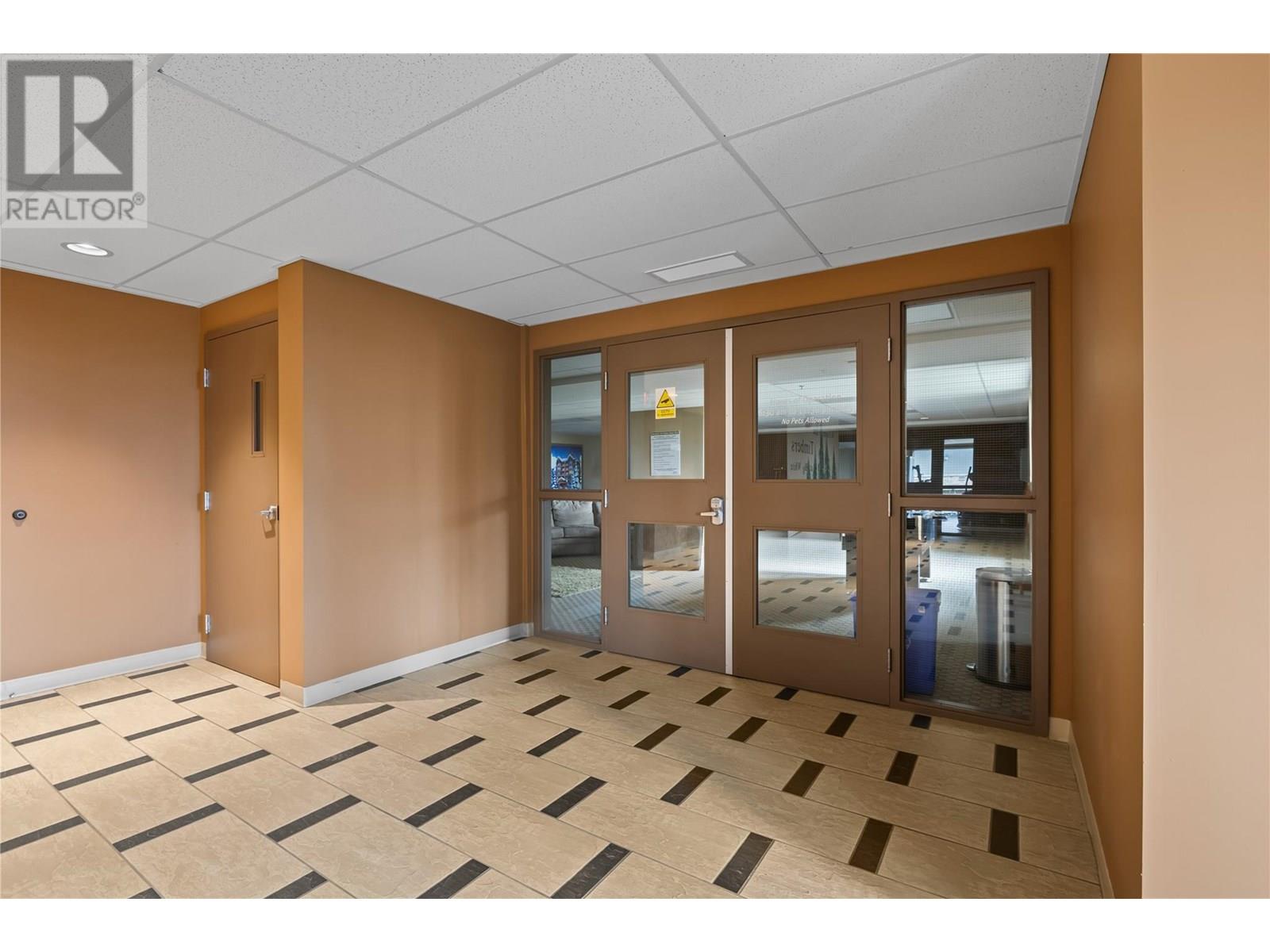 5085 Snowbird Way Unit# 101, Big White