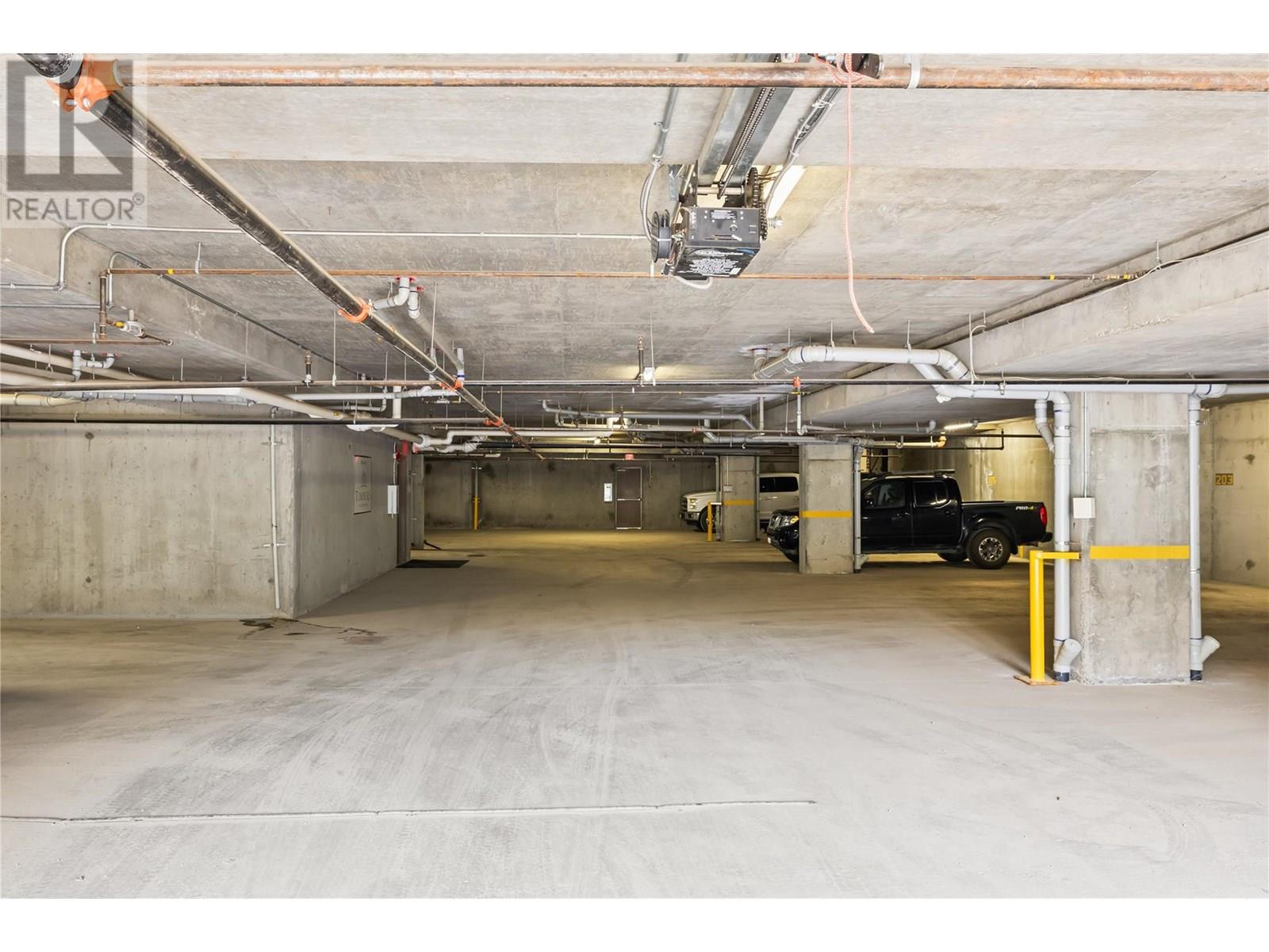 5085 Snowbird Way Unit# 101, Big White