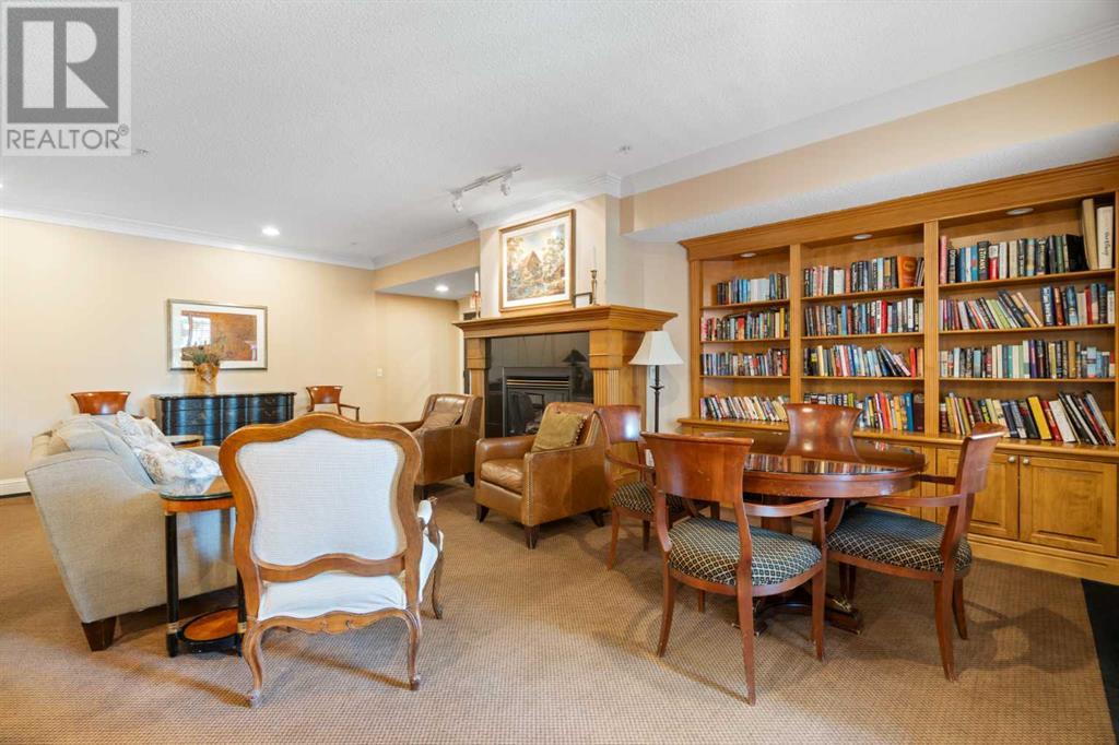 Single Family House for Sale in    Street SW Shawnee Slopes Calgary 