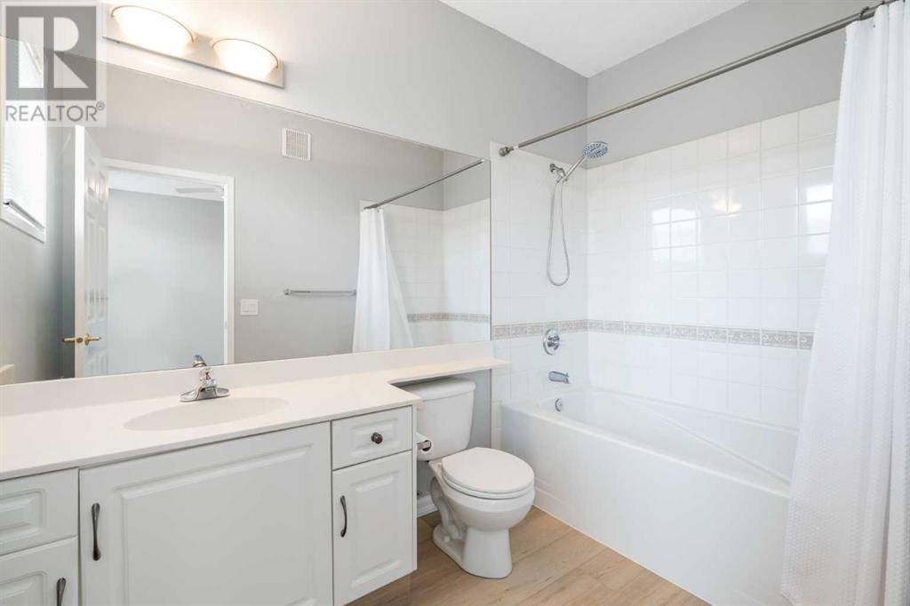 Single Family House for Sale in    Street SW Shawnee Slopes Calgary 