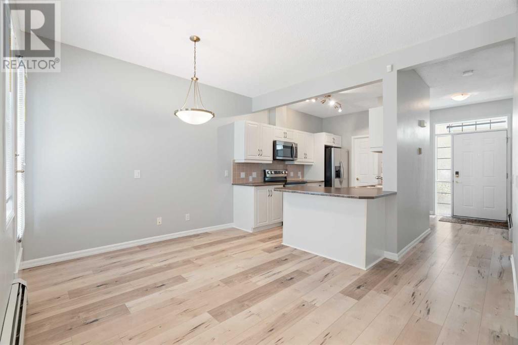 Single Family House for Sale in    Street SW Shawnee Slopes Calgary 