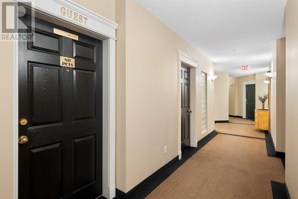Single Family House for Sale in    Street SW Shawnee Slopes Calgary 