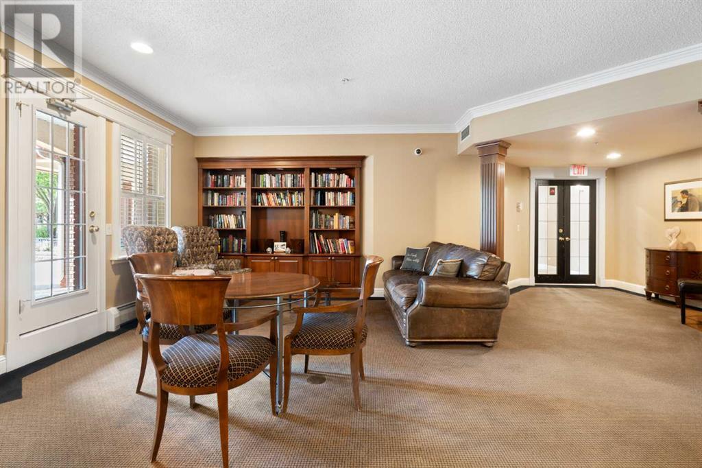 Single Family House for Sale in    Street SW Shawnee Slopes Calgary 