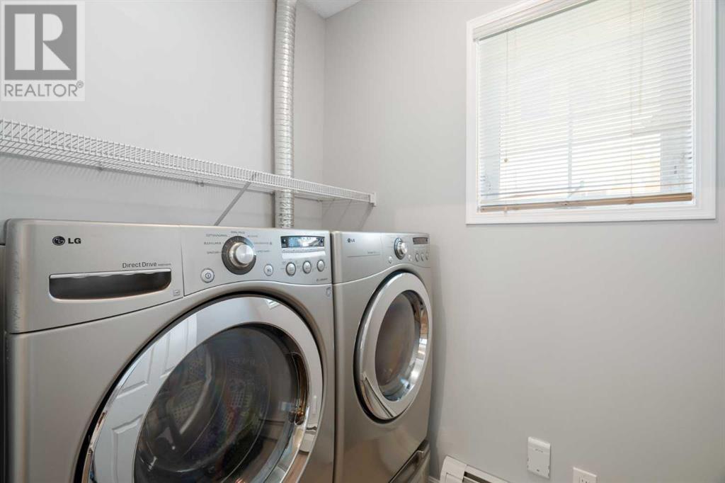Single Family House for Sale in    Street SW Shawnee Slopes Calgary 