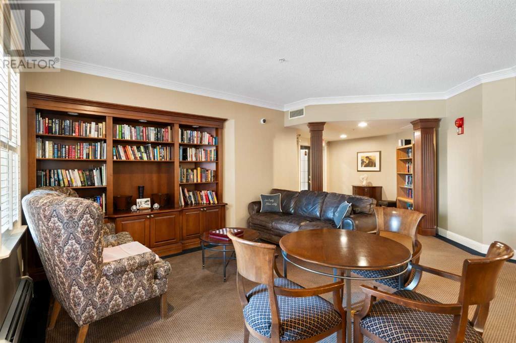 Single Family House for Sale in    Street SW Shawnee Slopes Calgary 